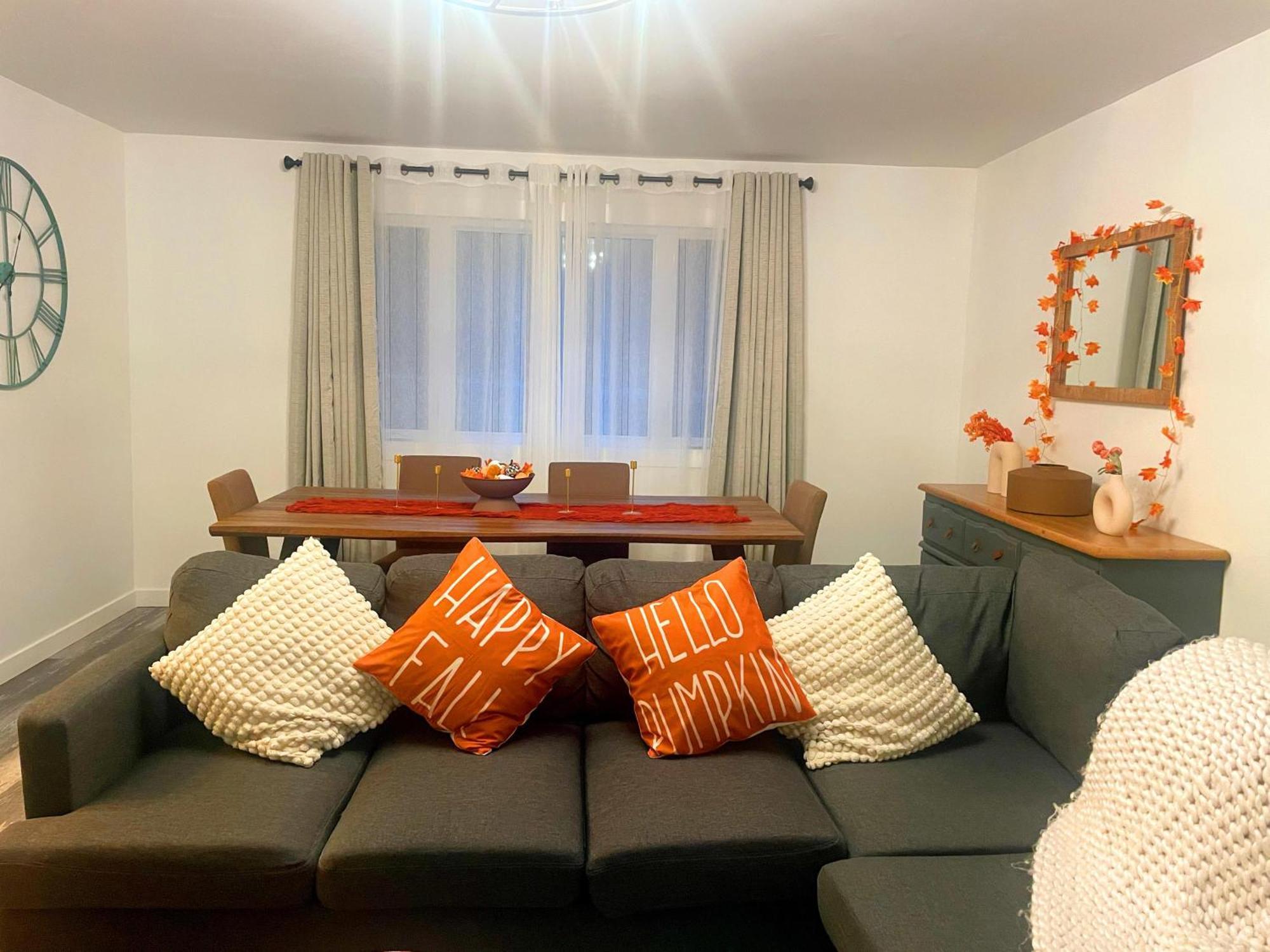 Private Cottage With Huge Private Dog Park! Barrys Bay Екстериор снимка